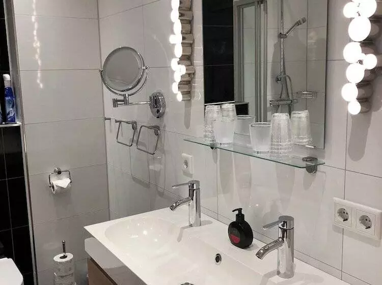 City Apartments Will