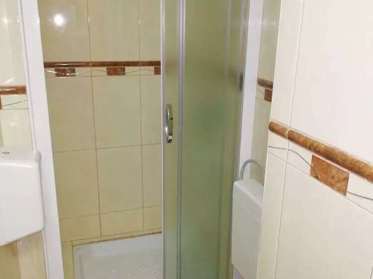 M & J Central Suites