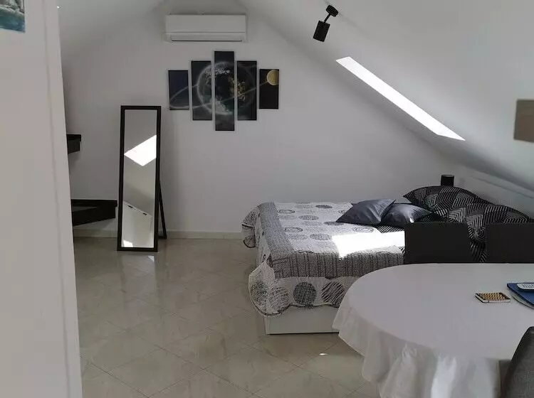 M & J Central Suites