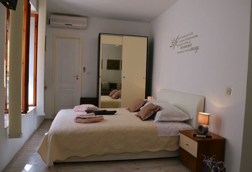 M & J Central Suites