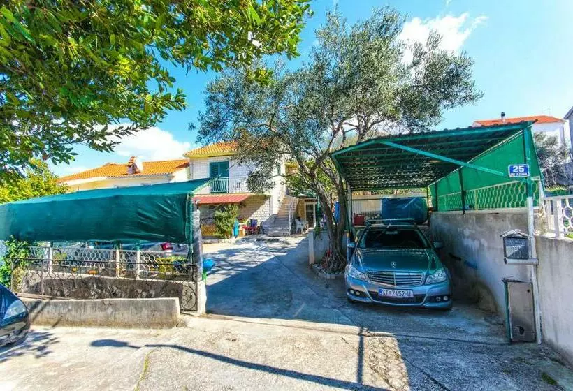 Apartment Josip