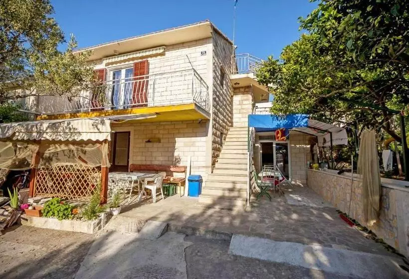 Apartment Josip