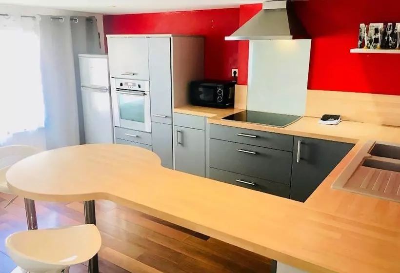 Cœur De Ville   Climatisé, Rénové & Wifi   Grand T2   La Loge D Aristide