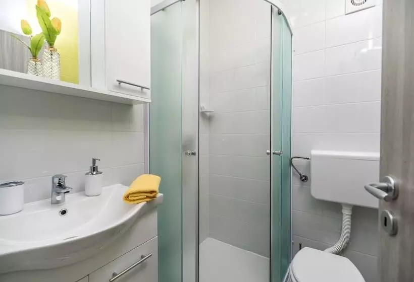 ペンション Apartments Sunshine Home