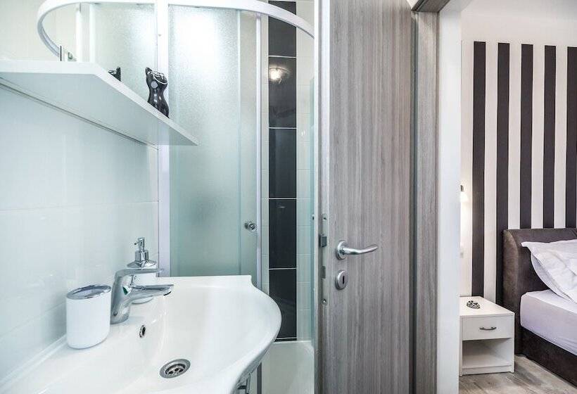 بنسيون Apartments Sunshine Home