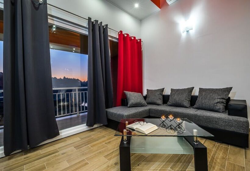 بنسيون Apartments Sunshine Home