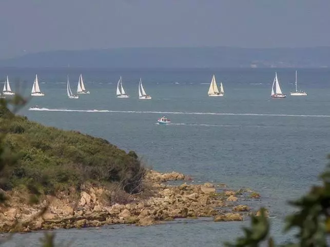 Promenade Apartment With Own Beach Hut