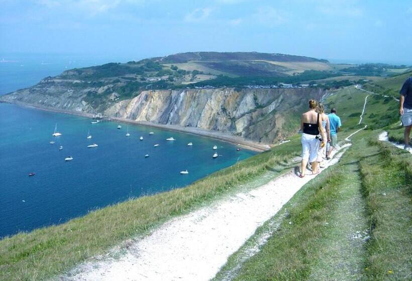 Promenade Apartment With Own Beach Hut