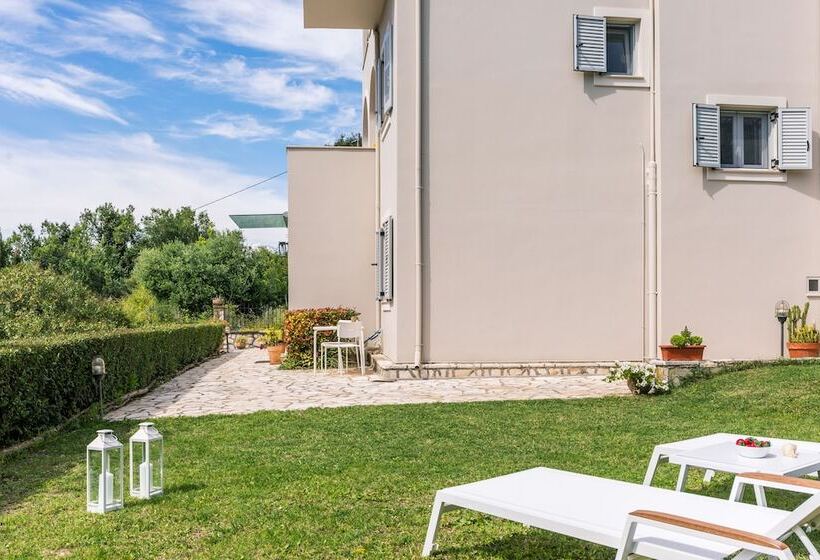 Seaview Luxurious Apartment Near Corfu Town   Adults Only By Konnect