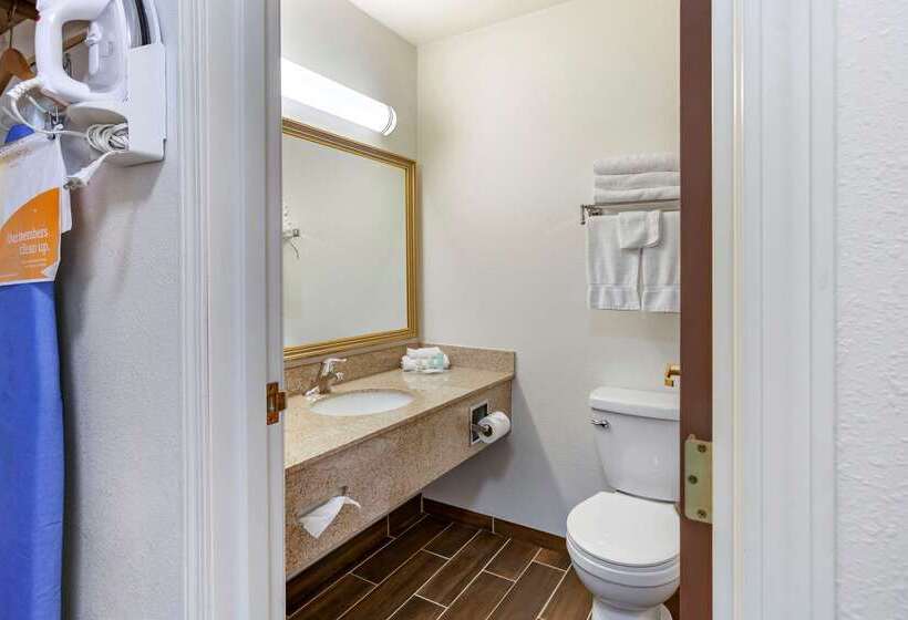 Отель Holiday Inn Ontario, An Ihg