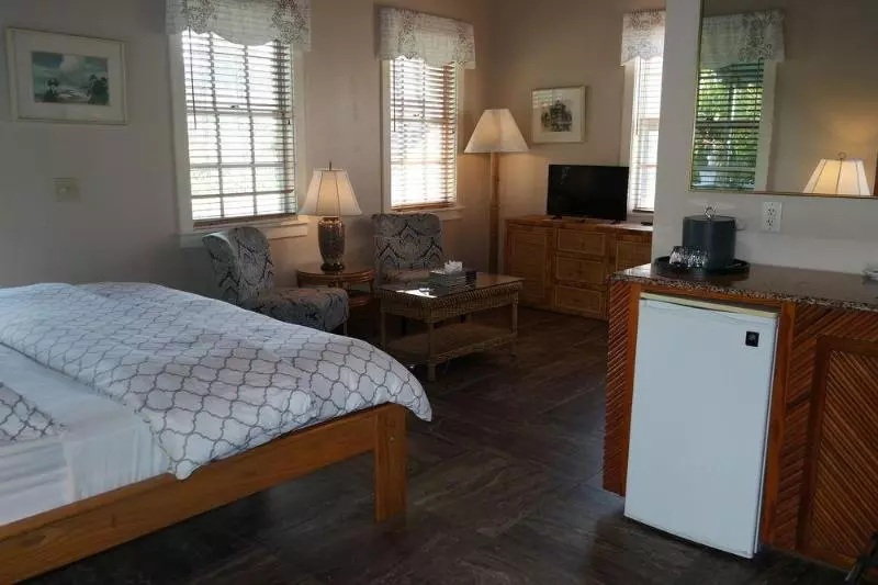 هتل Heron House Adult Only