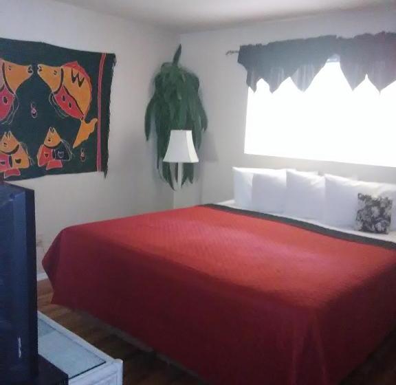 Отель Hidden Palms Resort & Condominiums