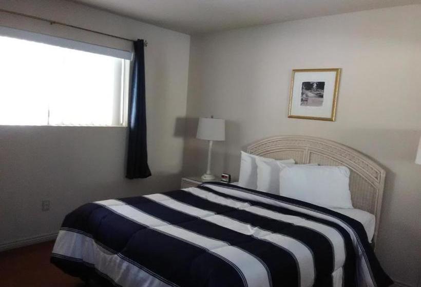 Отель Hidden Palms Resort & Condominiums