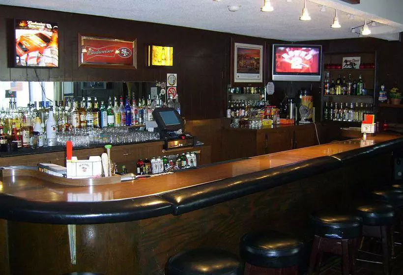 ホテル Hillsdale Inn