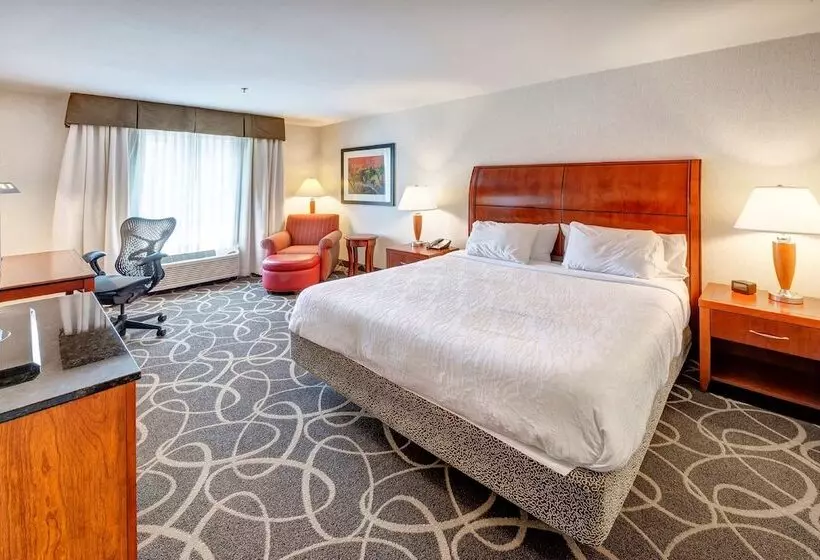 호텔 Hilton Garden Inn Portland Airport