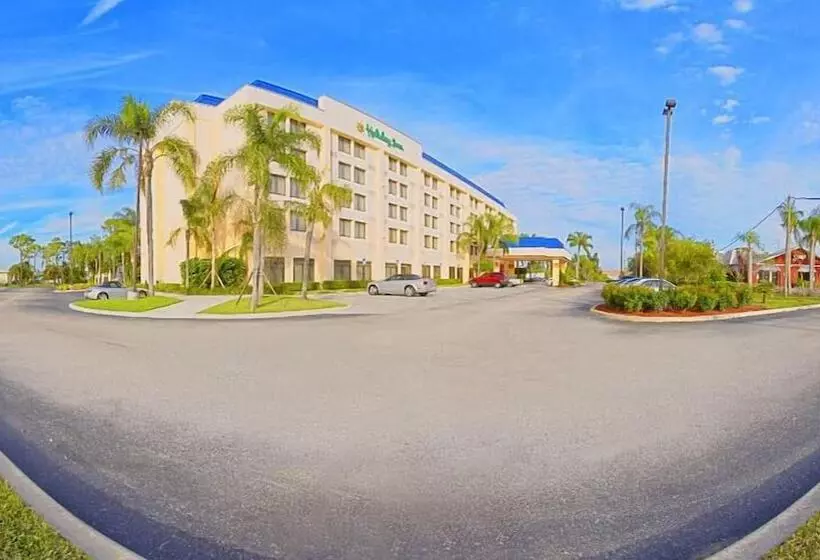 ホテル Holiday Inn Port St. Lucie, An Ihg