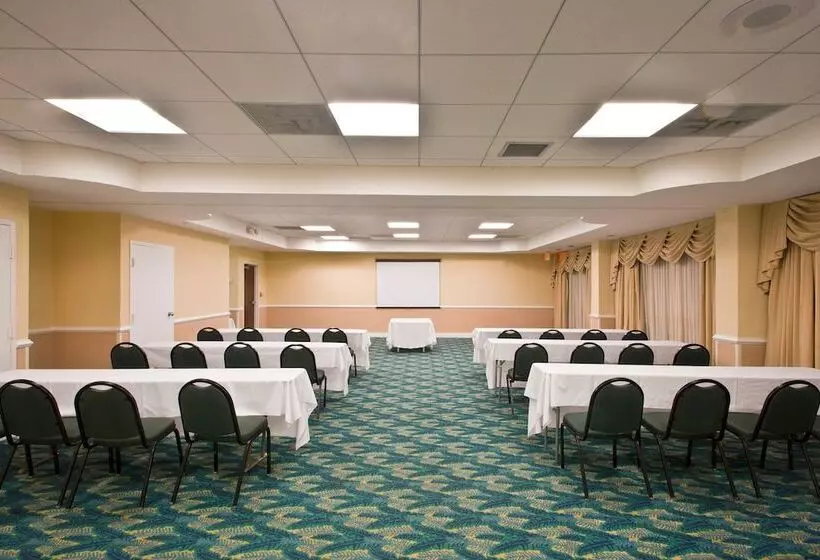 ホテル Holiday Inn Port St. Lucie, An Ihg