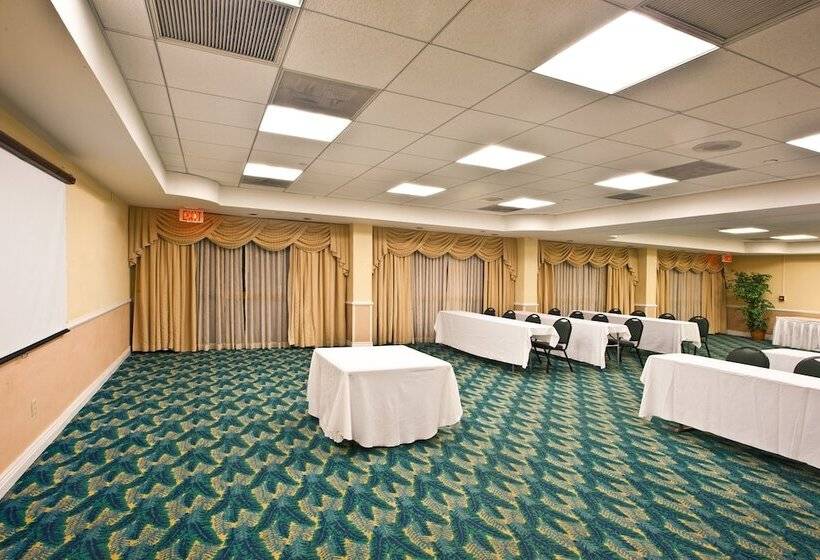 Отель Holiday Inn Port St. Lucie, An Ihg