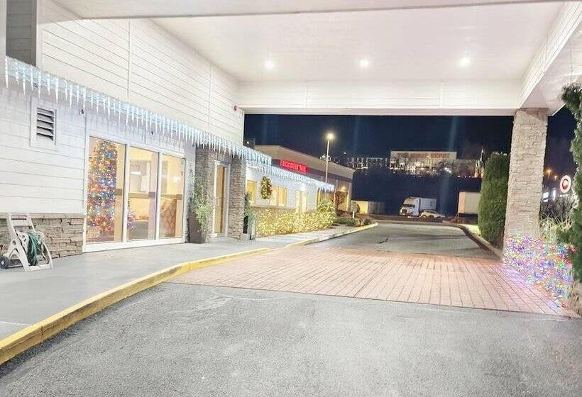 Otel Clarion Pointe Wenatchee