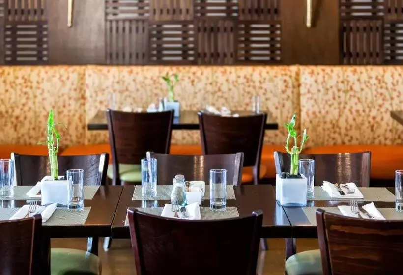 Opal Key Resort & Marina