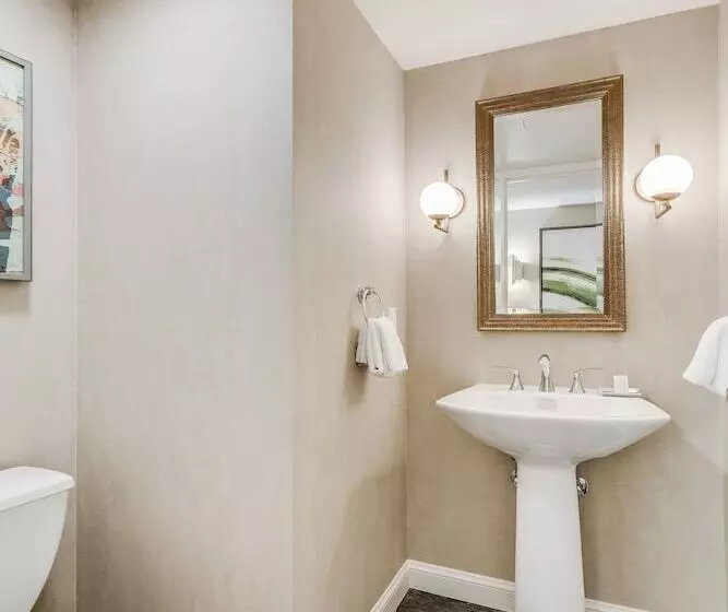 Harveys Lake Tahoe Resort & Casino