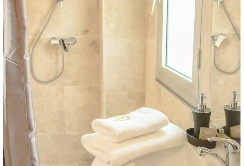 Appartement  Le Petit Avignonnais Magnanens Intramuros