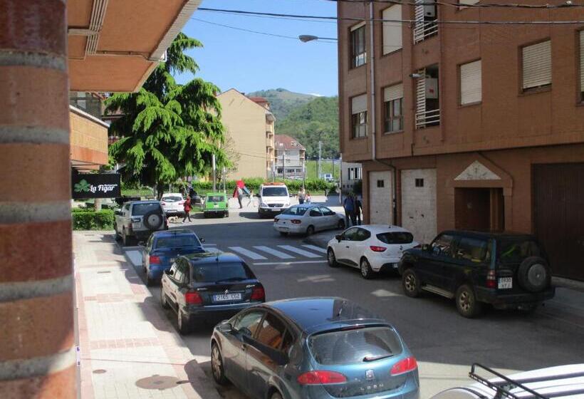 Cabañaquinta Senderista