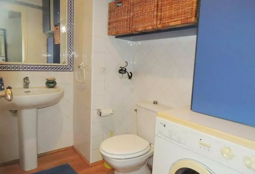 Great Holiday Break Flat