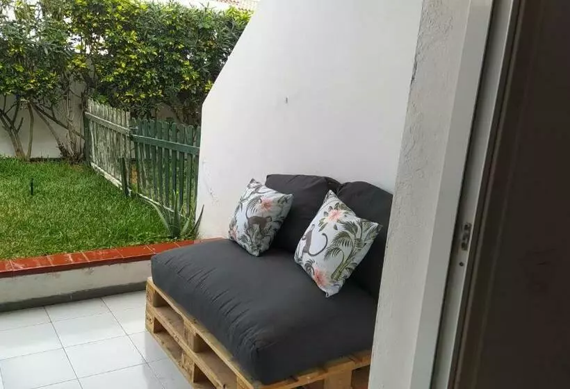 Great Holiday Break Flat