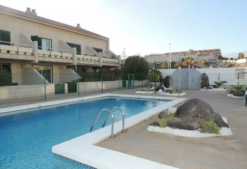 Great Holiday Break Flat