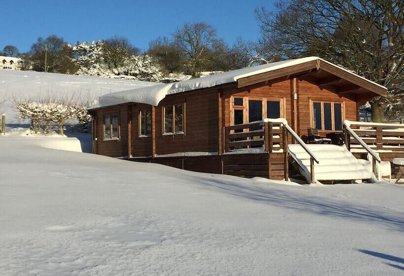 Long Mountain Centre