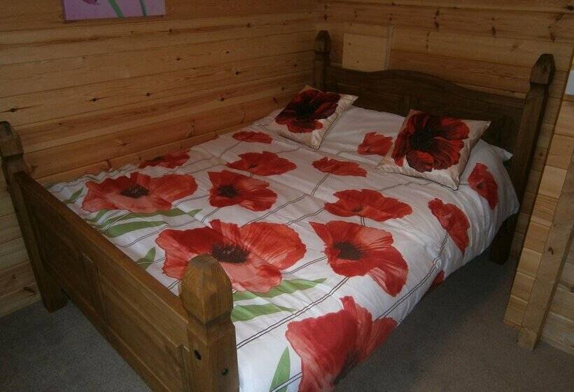 Long Mountain Centre