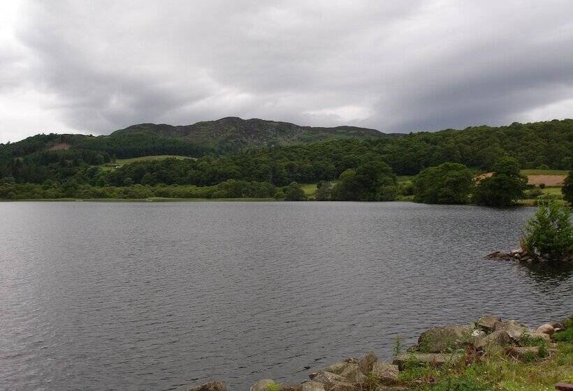 Country Retreats At Butterstone