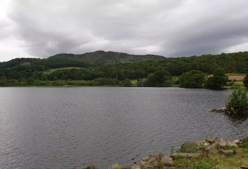 Country Retreats At Butterstone