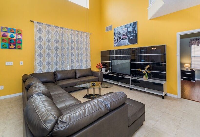 Emerald Island #1 7 Bed 6 Baths Villa