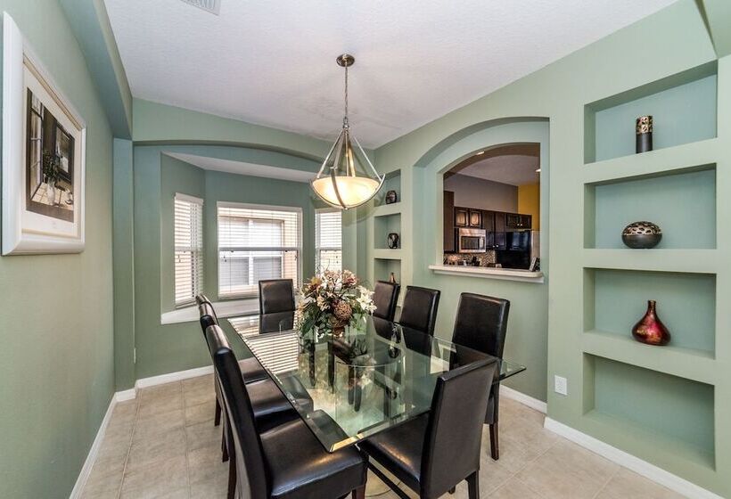 Emerald Island #1 7 Bed 6 Baths Villa