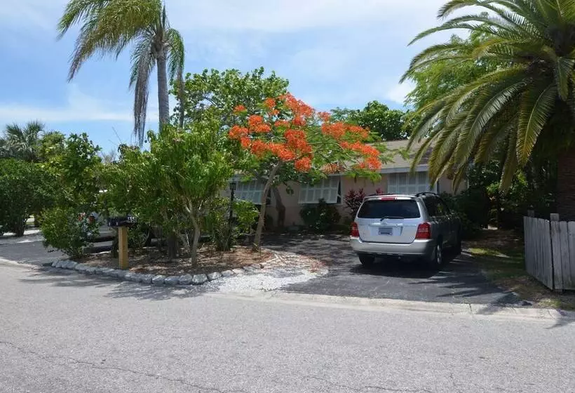 Oasis At John S Pass Madeira Beach