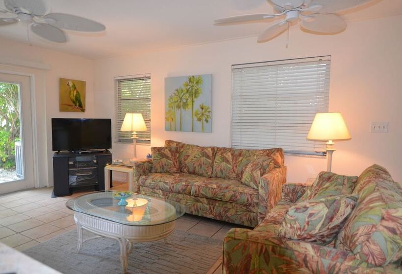 Oasis At John S Pass Madeira Beach