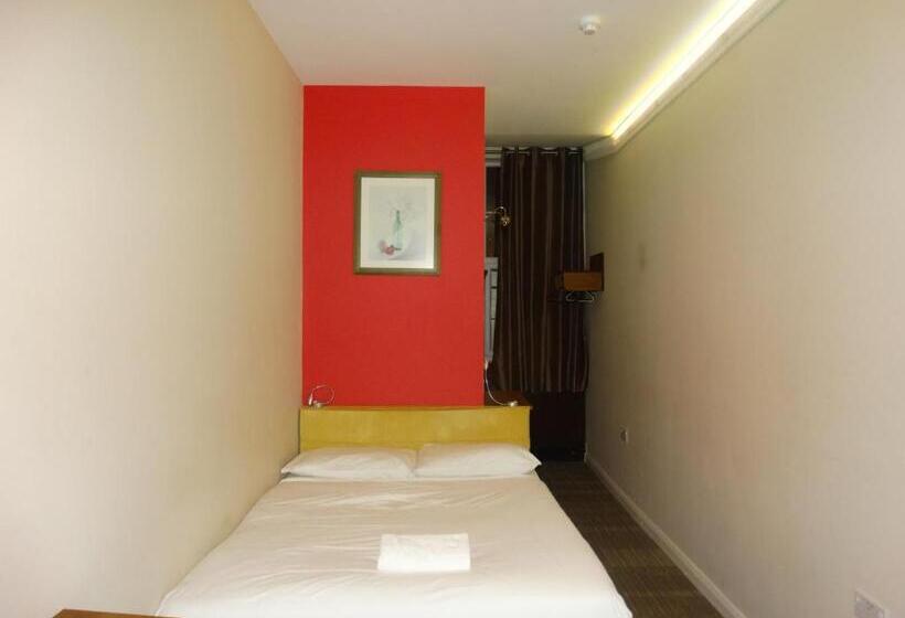 The Bull And Bush Hotel Kingston