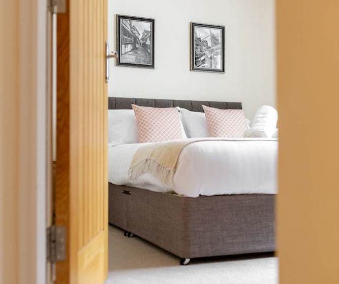 Suite On The High Street