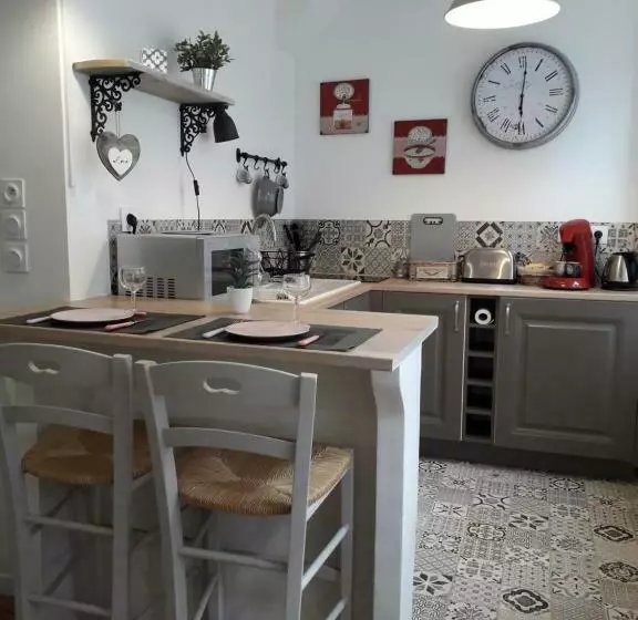 Appartement 2 Pièces Le 32 Bis
