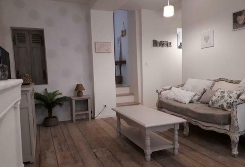 Appartement 2 Pièces Le 32 Bis