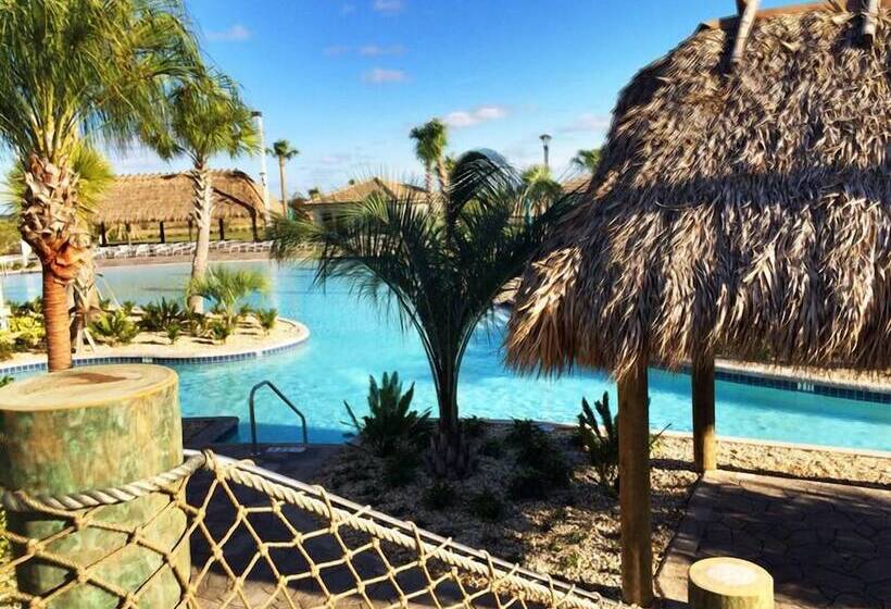 Champions Gate #6   The Retreat   8 Bed 5 Baths Villa