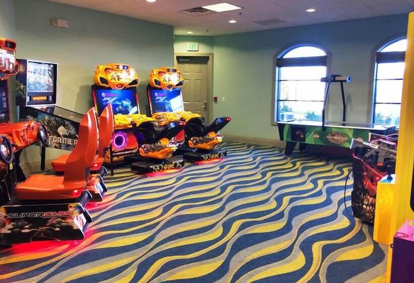 Champions Gate #6   The Retreat   8 Bed 5 Baths Villa