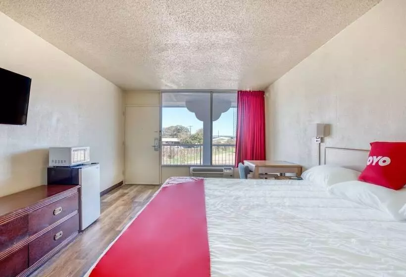 Oyo Hotel Waco University Area I 35