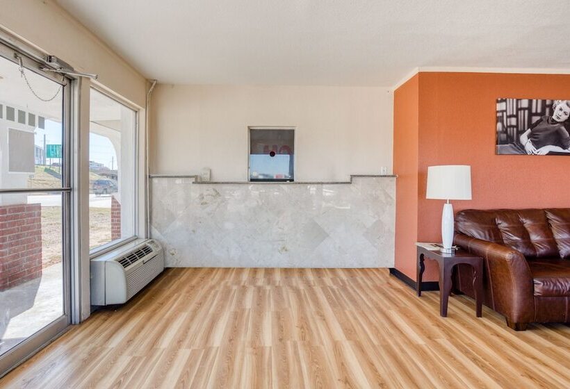 Oyo Hotel Waco University Area I 35