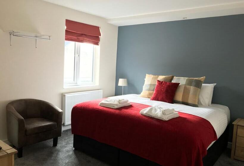 פנסיון Botley Town House