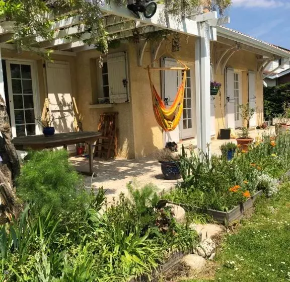 Majatalo L Eau Bourde