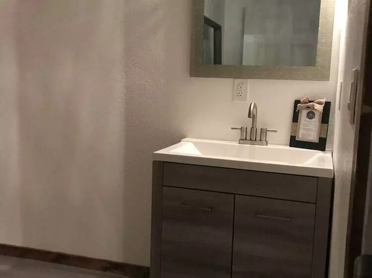 Terlingua Nights Cabins