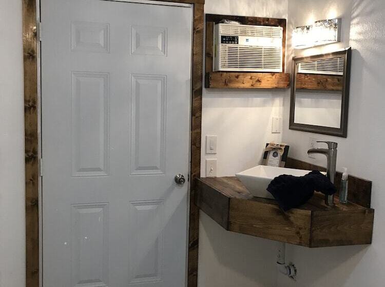 Terlingua Nights Cabins